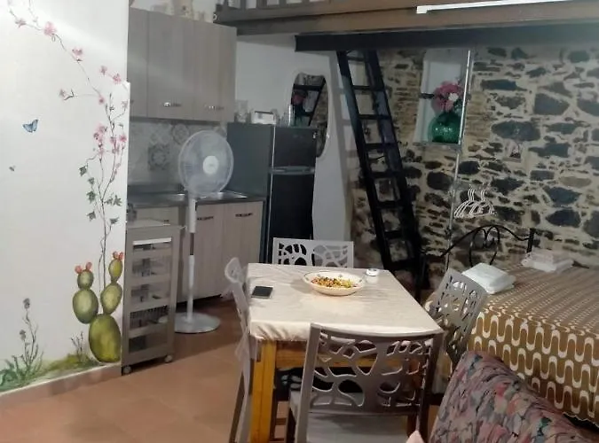 Casa vacanze La Lammia Di *