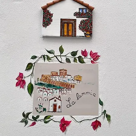 La Lammia Di *